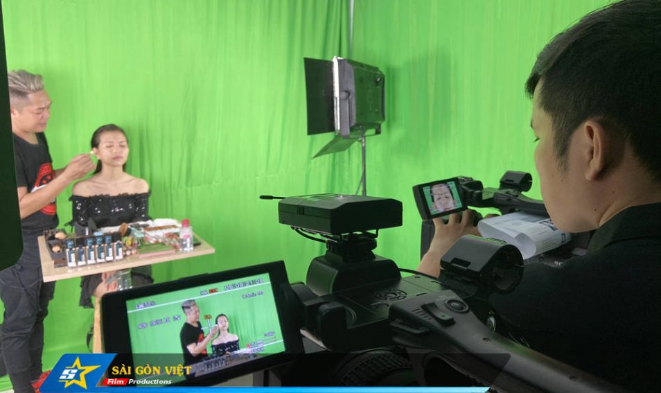 livestream-zoom-meeting-len-facebook